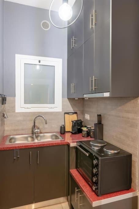 The Hostmaster Hollywood Space Studio Афины Экстерьер фото